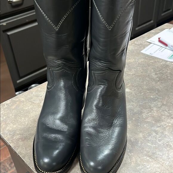 Justin Boots - Picture 1 of 6